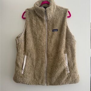 Patagonia Los Gatos Beige Khaki Sherpa Vest